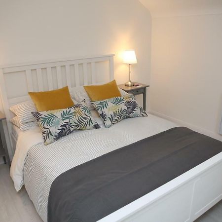 East Bridge Apartments 에니스킬런 외부 사진