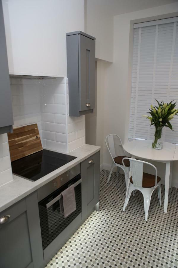 East Bridge Apartments 에니스킬런 외부 사진