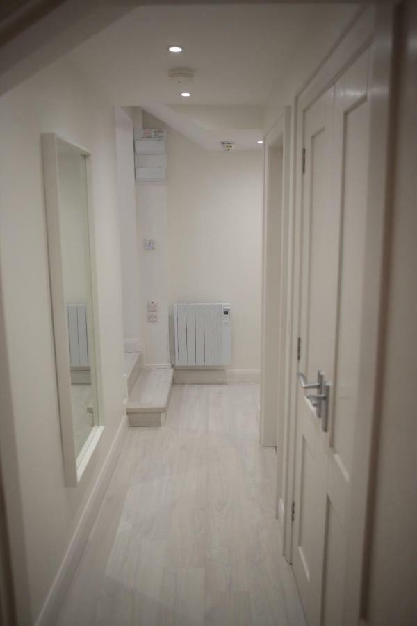 East Bridge Apartments 에니스킬런 외부 사진